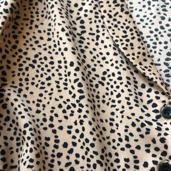 Women’s top size medium - Picture 2 of 7